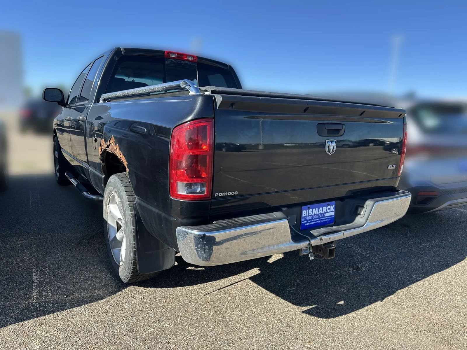 Used 2006 Black Dodge SLT image 4