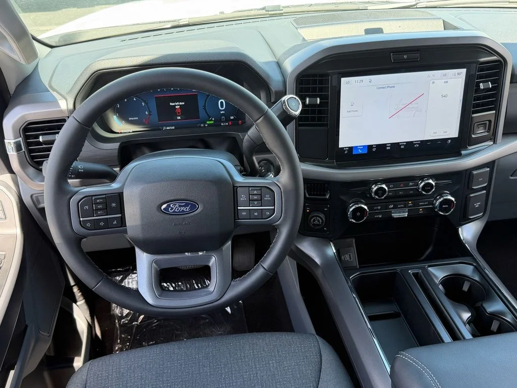 New 2026 Oxford White Ford XLT image 9