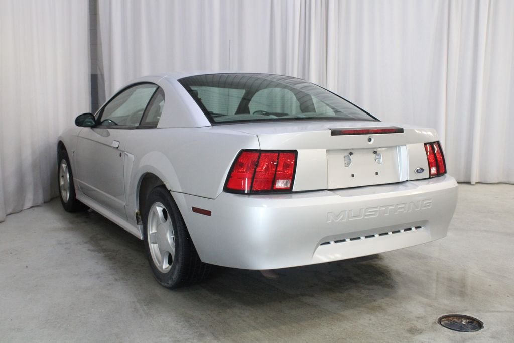 Used 2003 Silver Ford V6 image 18