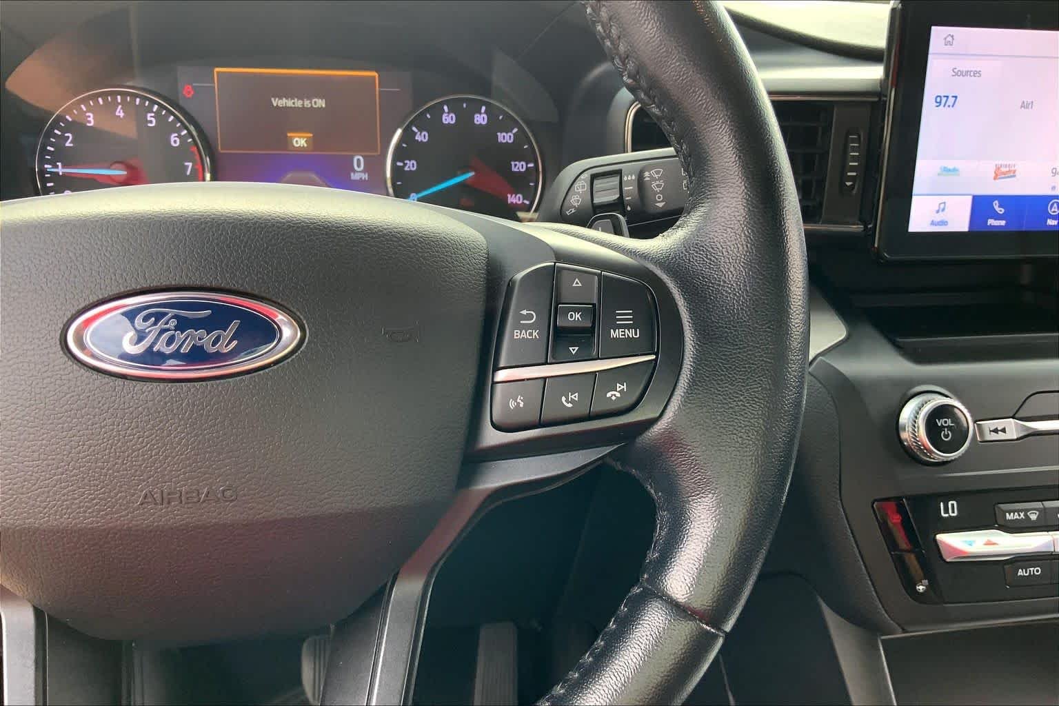 Used 2020 Magnetic Metallic Ford XLT image 24