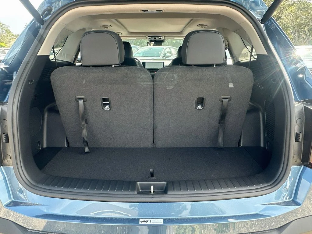 New 2026 Mineral Blue Kia EX image 27