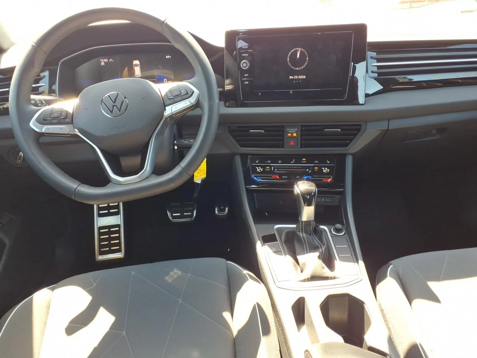 Used 2026 Platinum Gray Metallic 2r2r Volkswagen SPORT AUTO image 9