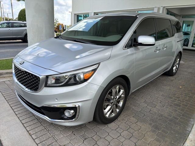2016 Kia Sedona SX Limited's photo