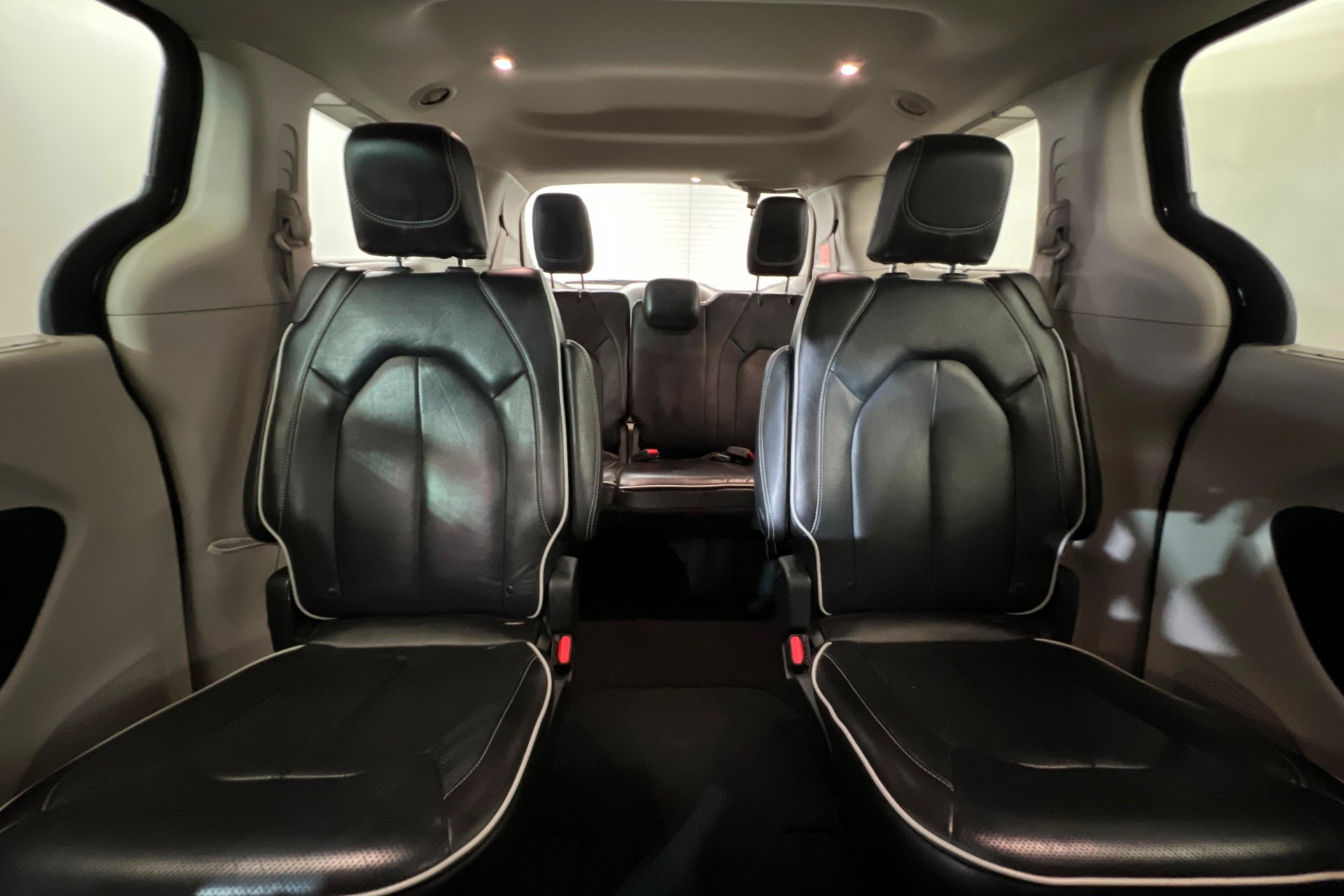 2023 Chrysler Pacifica Limited - Photo 24