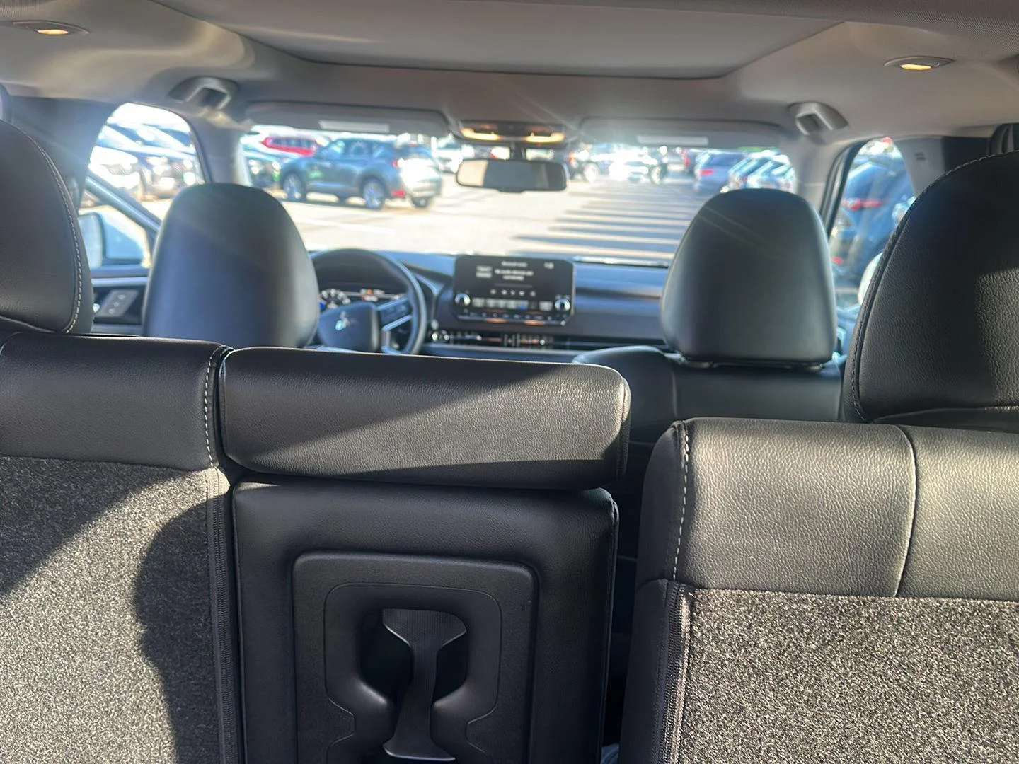 Used 2024 White Diamond Mitsubishi SEL image 17