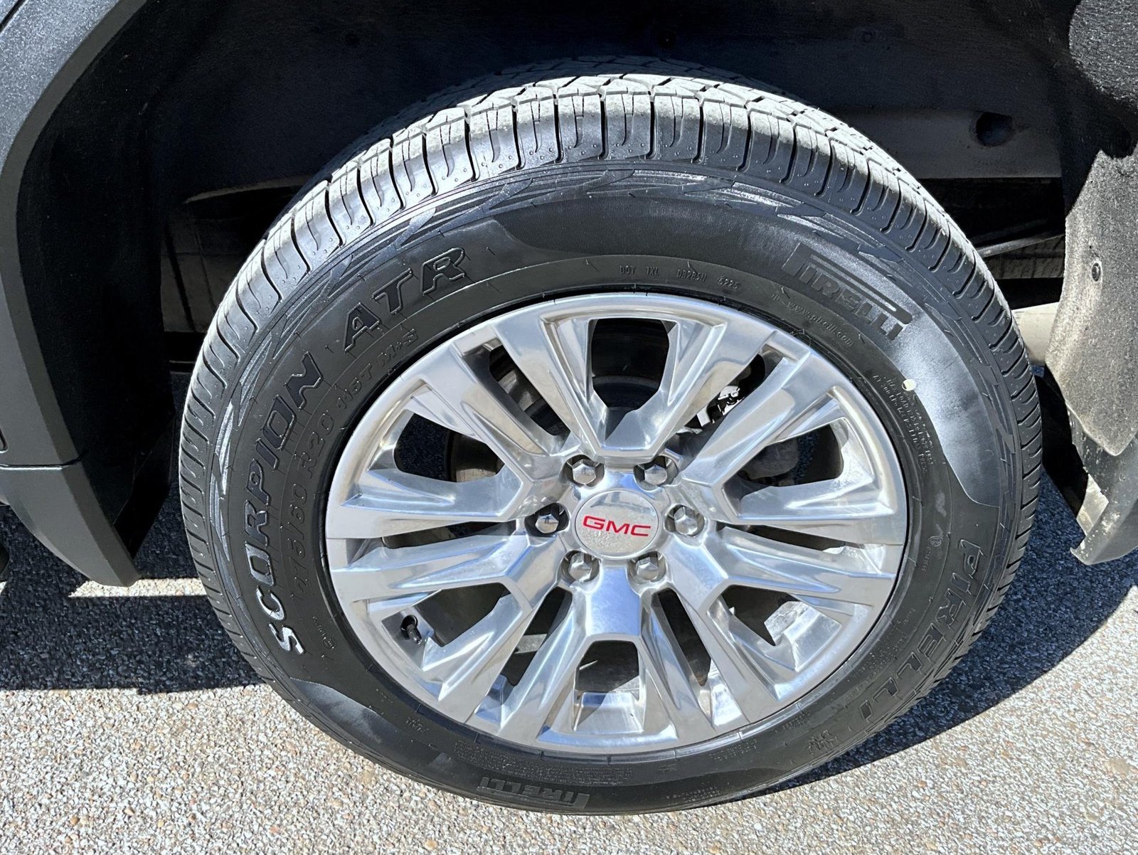 Used 2022 Blue GMC Denali image 30