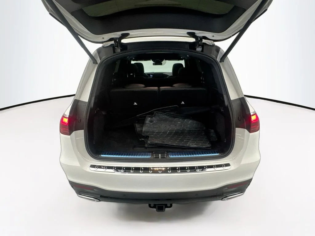 Used 2025 White Mercedes-Benz GLS 450 image 26