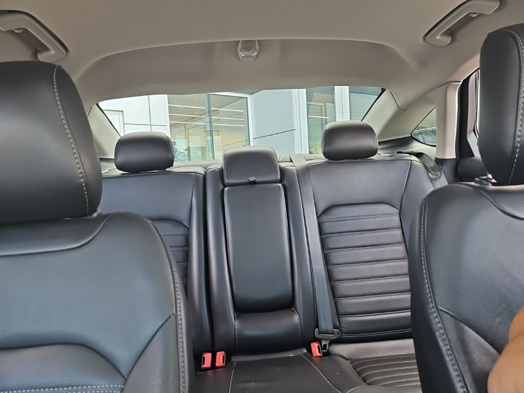 Used 2014  Ford SE image 36