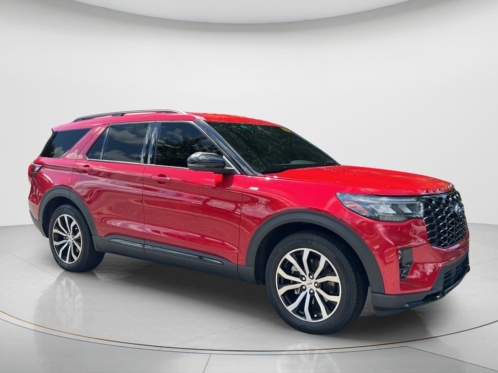 Used 2025 Red Ford ST-Line image 3