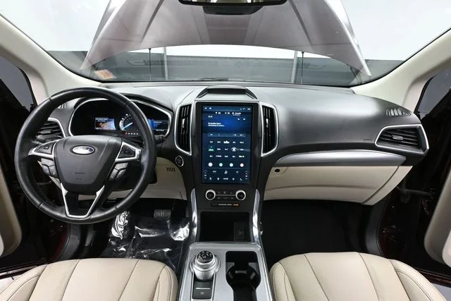 2021 Ford Edge Titanium - Photo 27