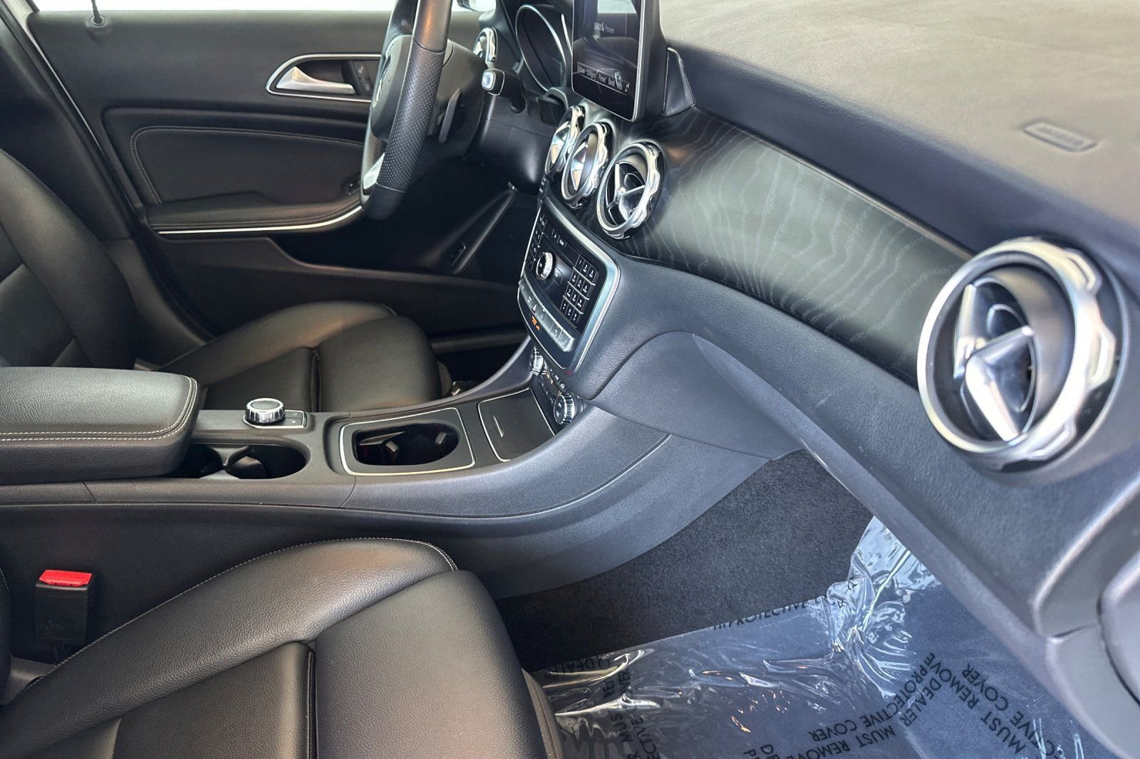 Used 2019 Polar White Mercedes-Benz 250 image 19