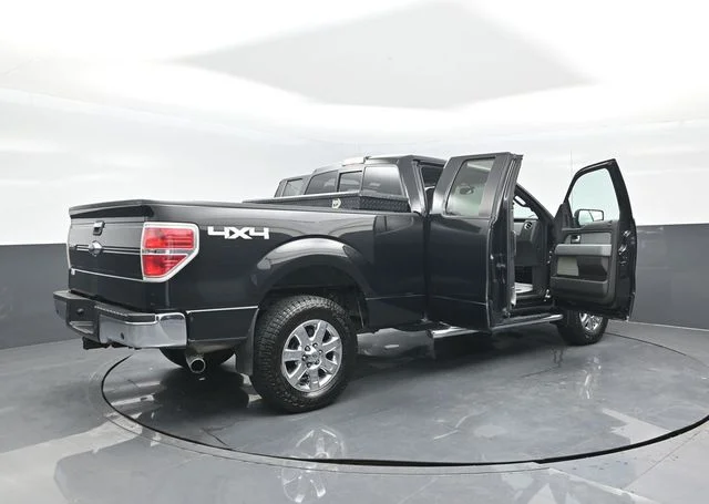 Used 2014 Tuxedo Black Metallic Ford XLT image 30