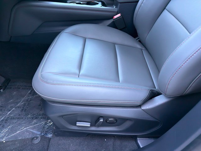 New 2027 Avalanche Gray Ford Active image 13