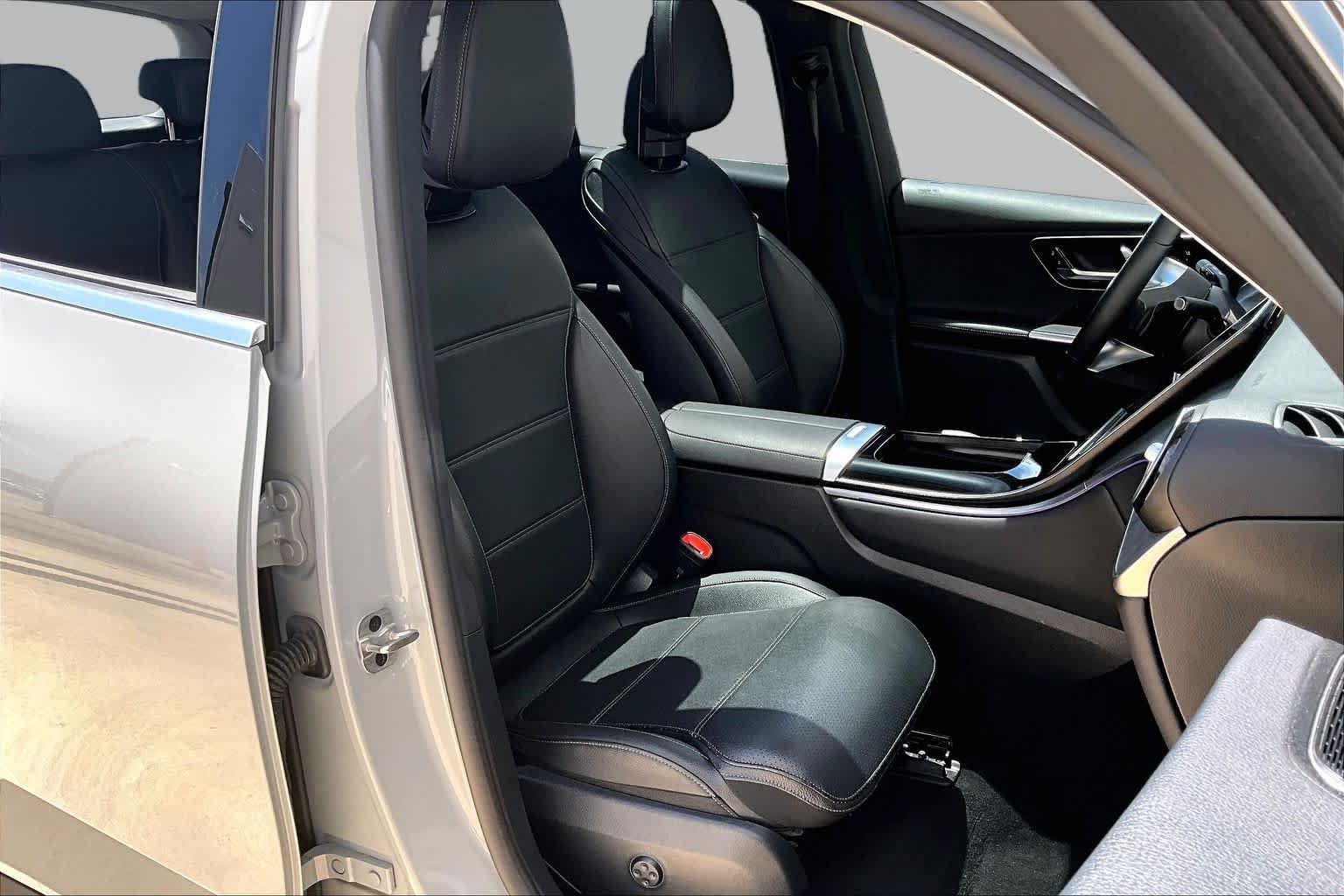 Certified Pre-Owned 2025 Mercedes-Benz GLC 350e