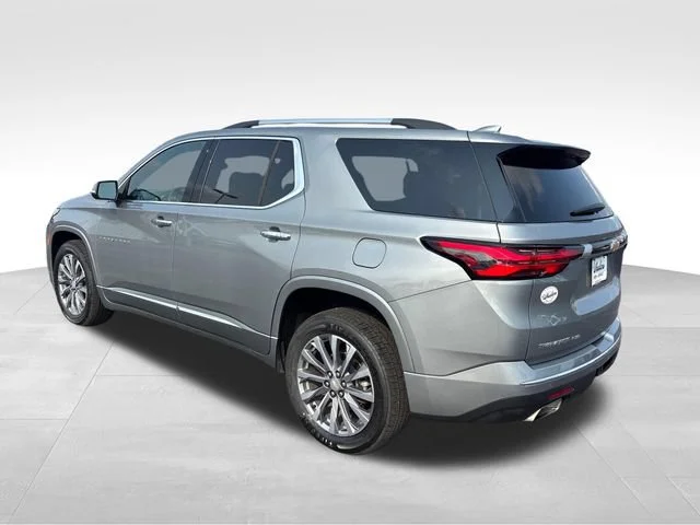 Used 2023 STERLING GRAY METALLIC Chevrolet Premier image 3