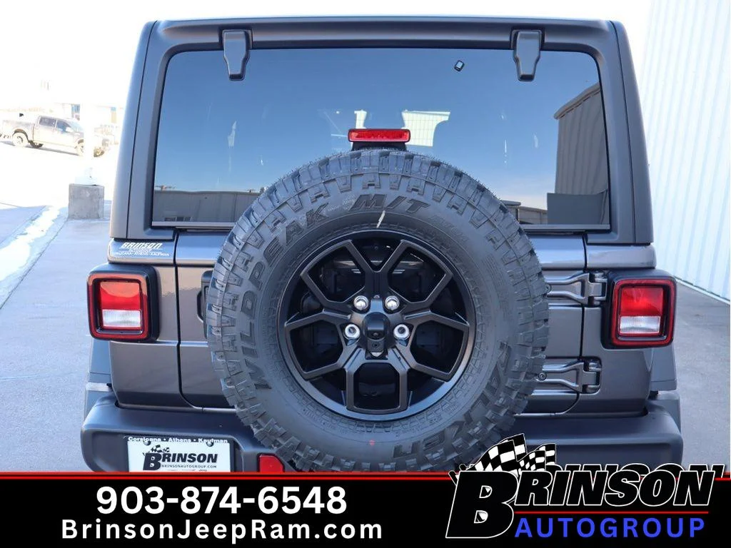 Used 2026 Granite Crystal Metallic Clearcoat Jeep Willys image 4