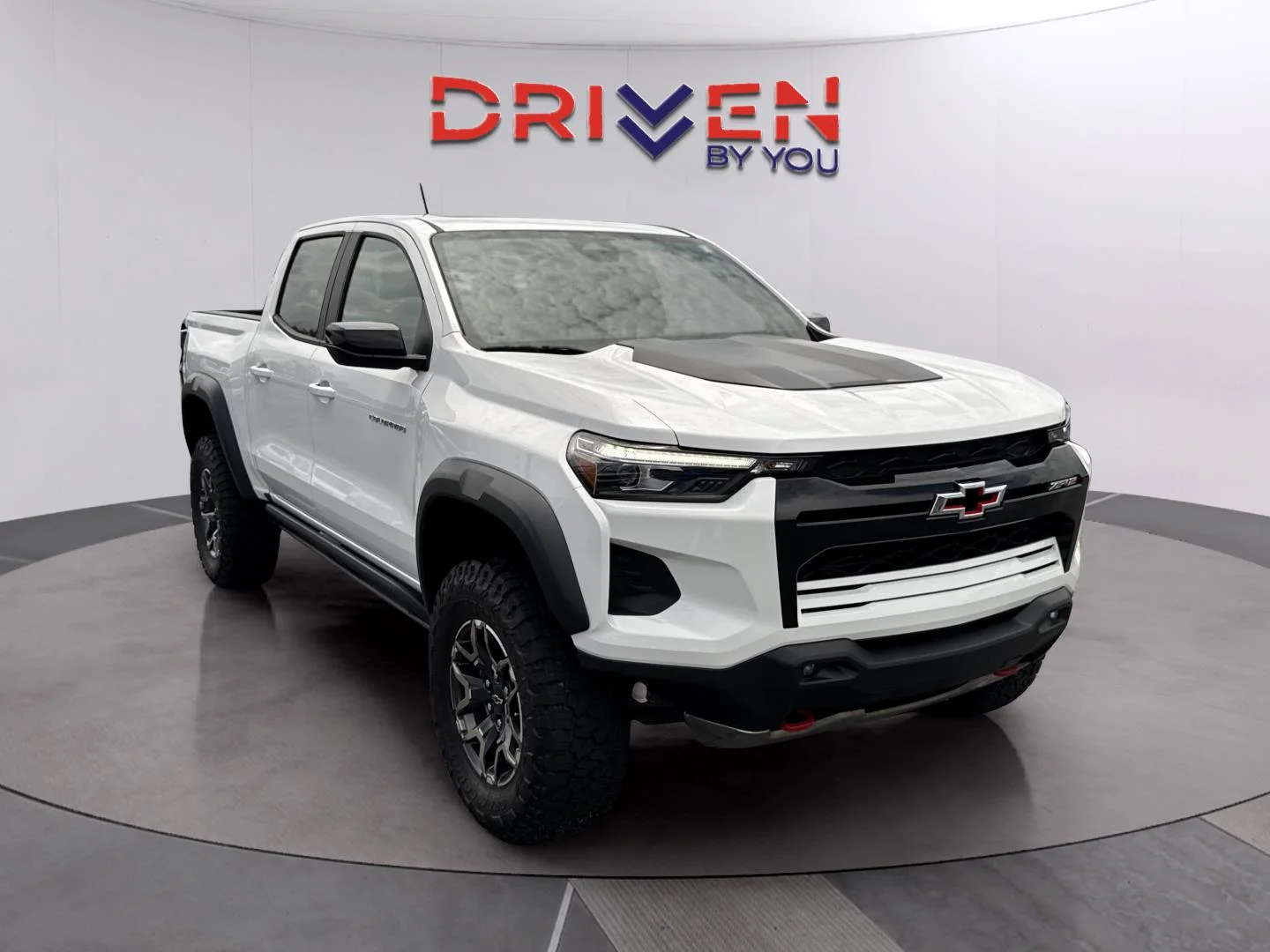Used 2023 Summit White Chevrolet ZR2 image 7