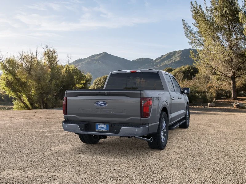 New 2026 Carbonized Gray Metallic Ford XLT image 31
