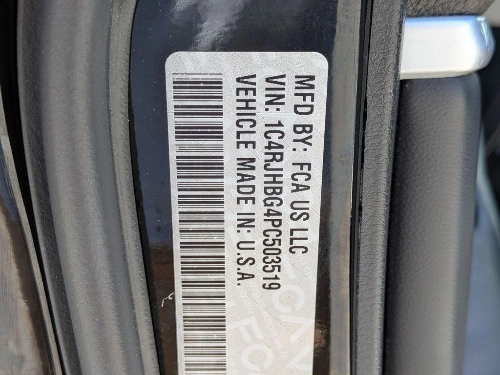 Used 2023 Black Jeep Limited image 32