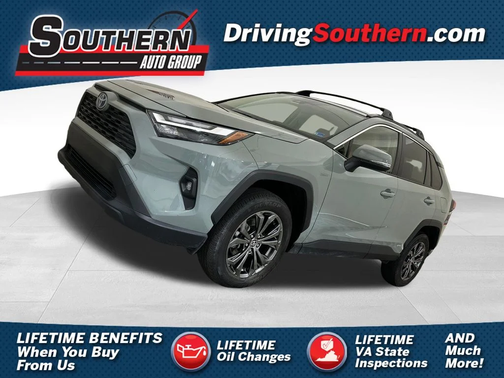 Certified Used 2022 Green Toyota XLE Premium image 1