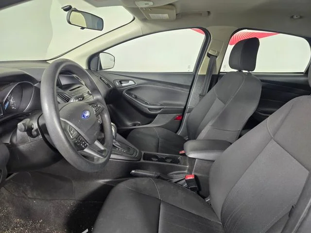 Used 2016 Gray Ford SE image 5