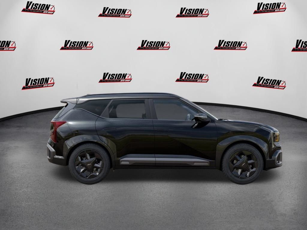 New 2027 Black Kia X-Line S image 7