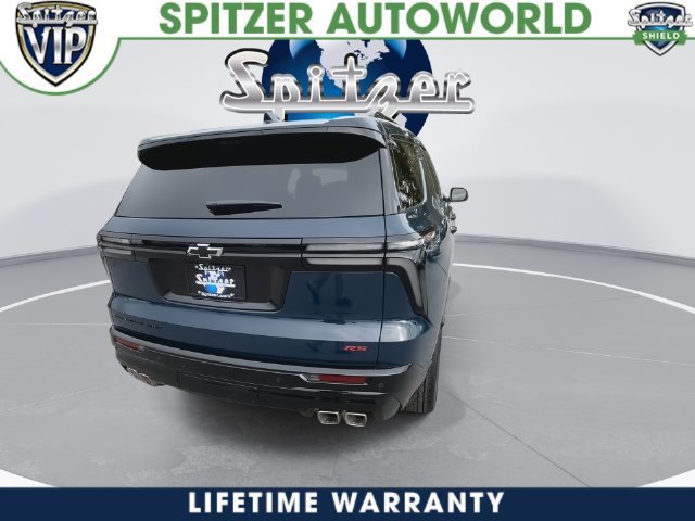 2027 Chevrolet Traverse photo 13 of 44
