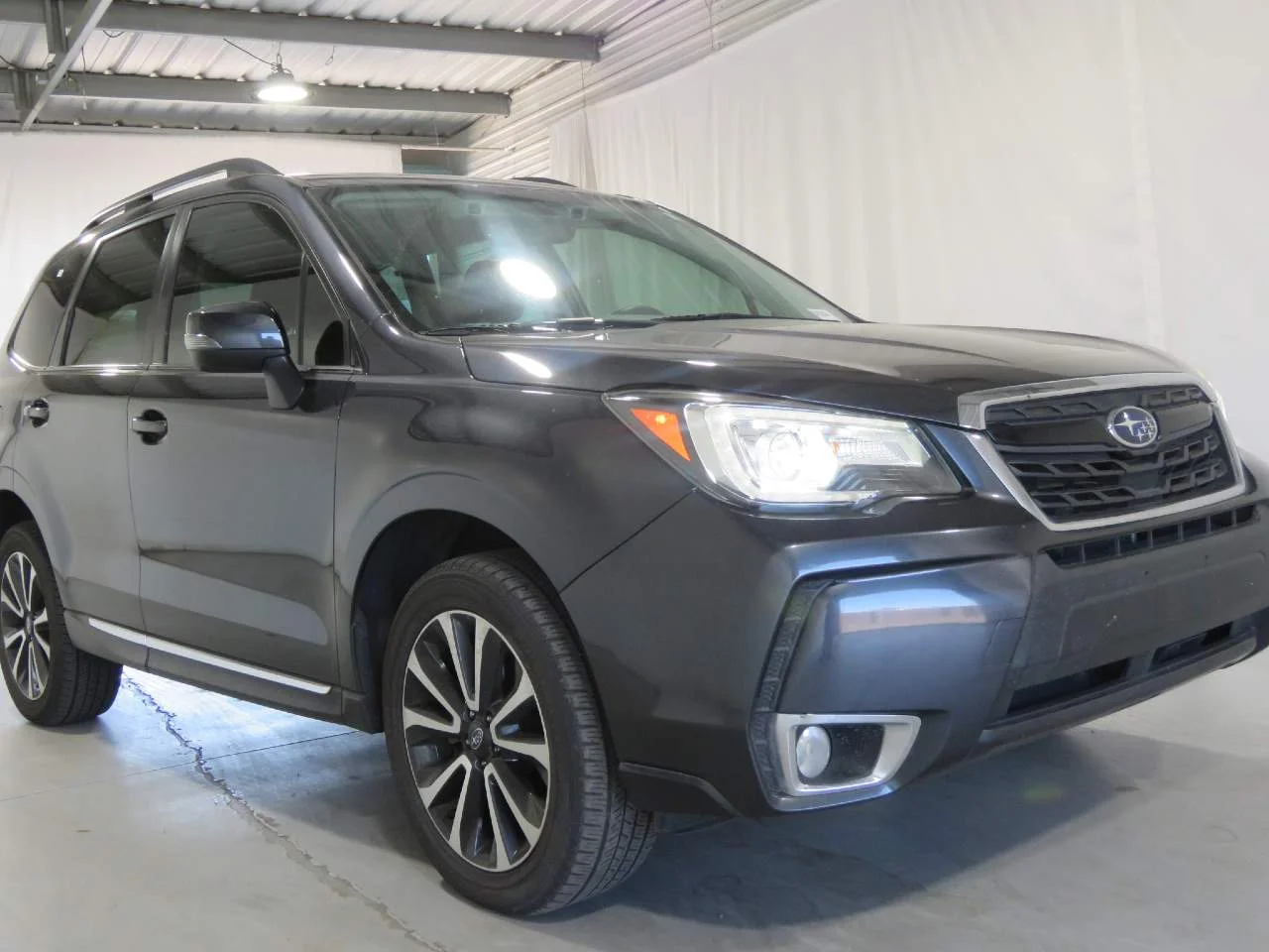 Used 2018 Crystal Black Silica Subaru 2.0XT Touring image 3