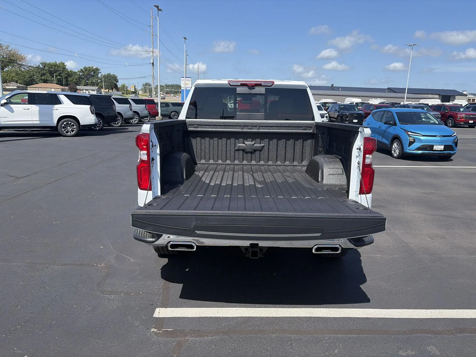 New 2026 Polar White Tricoat Chevrolet LTZ image 5