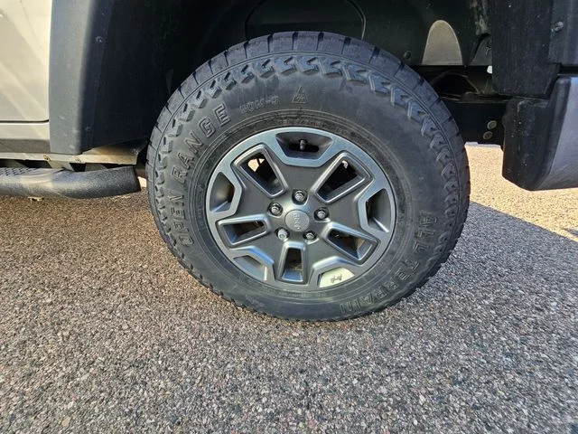Used 2017 Billet Silver Metallic Jeep Unlimited Rubicon image 45