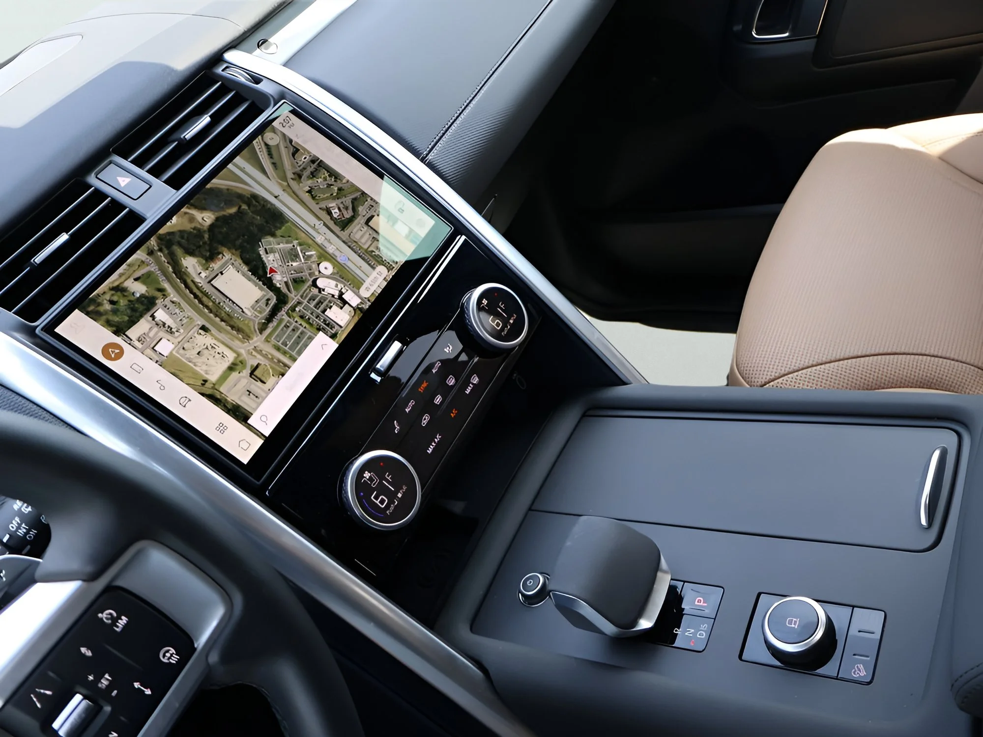 New 2026 Fuji White Land Rover Dynamic SE image 20