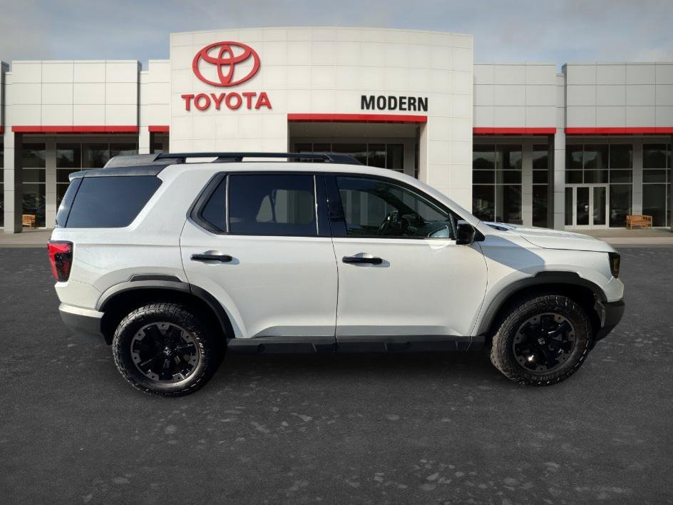 Used 2026 Platinum White Honda TrailSport Elite image 4