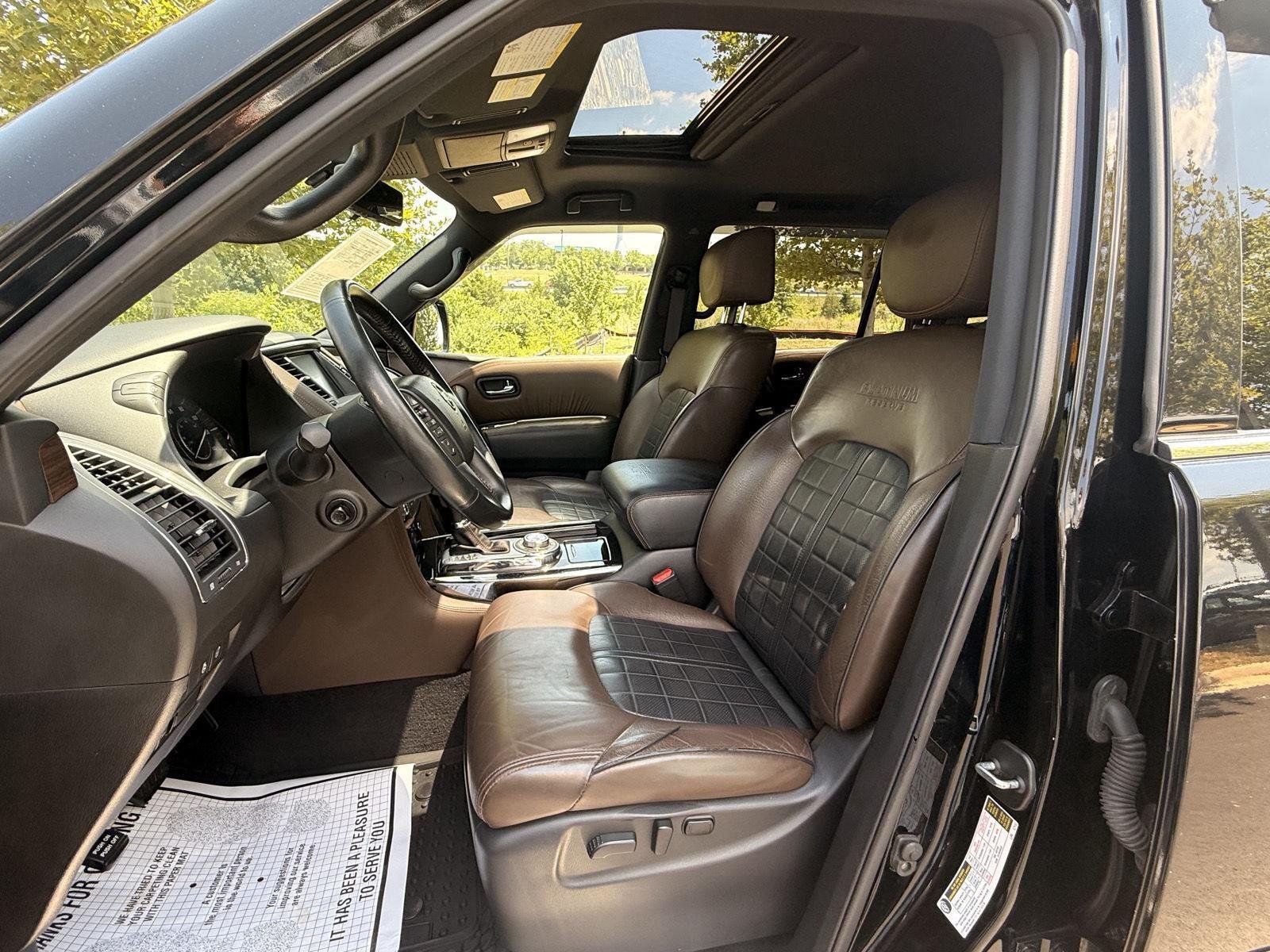 Used 2018 Super Black Nissan Platinum image 15