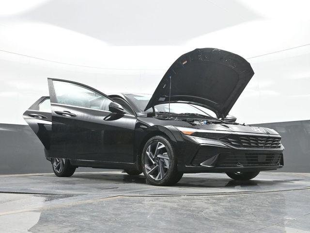 New 2026 Black Hyundai Limited image 32