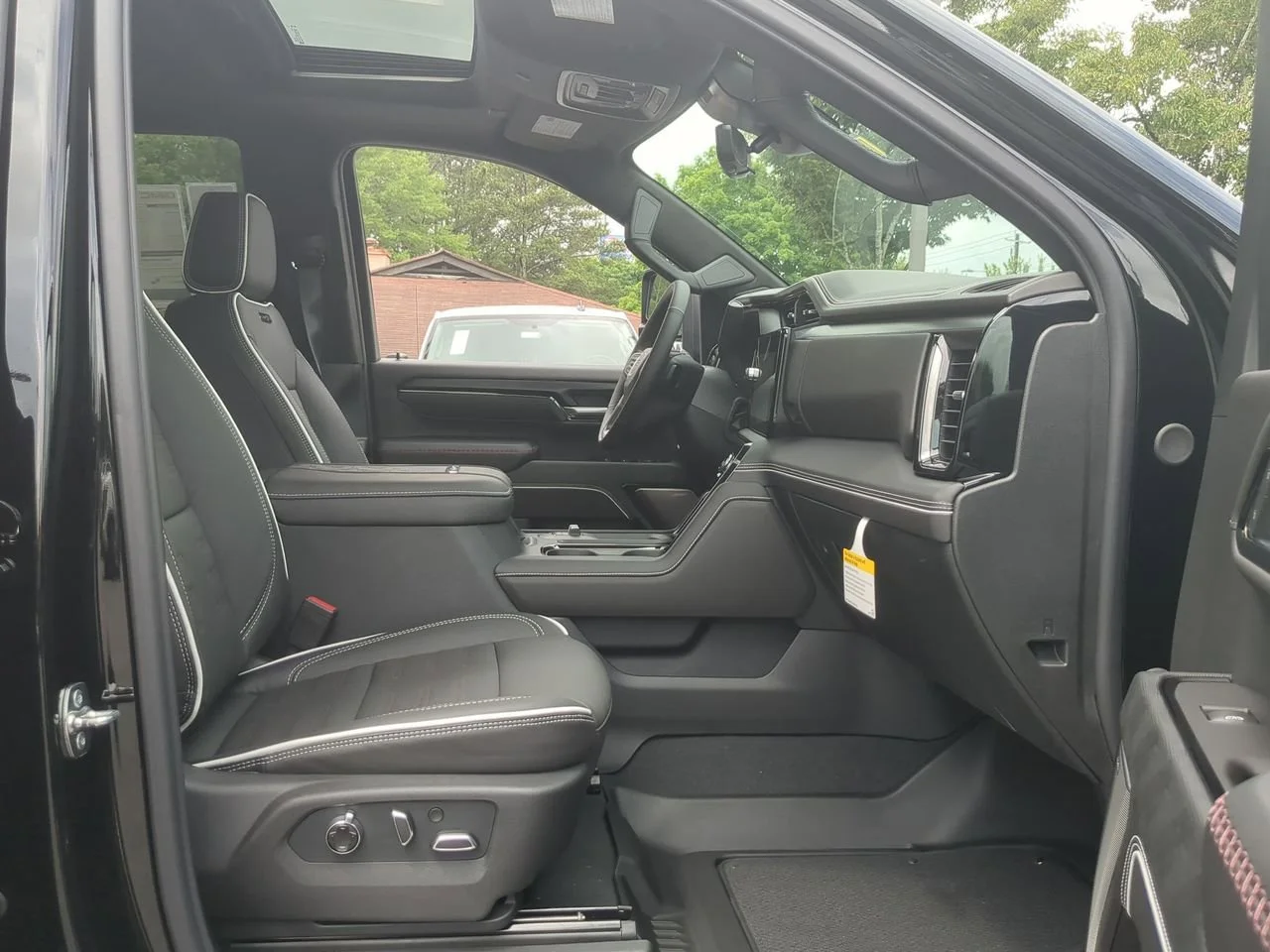 New 2026 Onyx Black GMC AT4X image 29