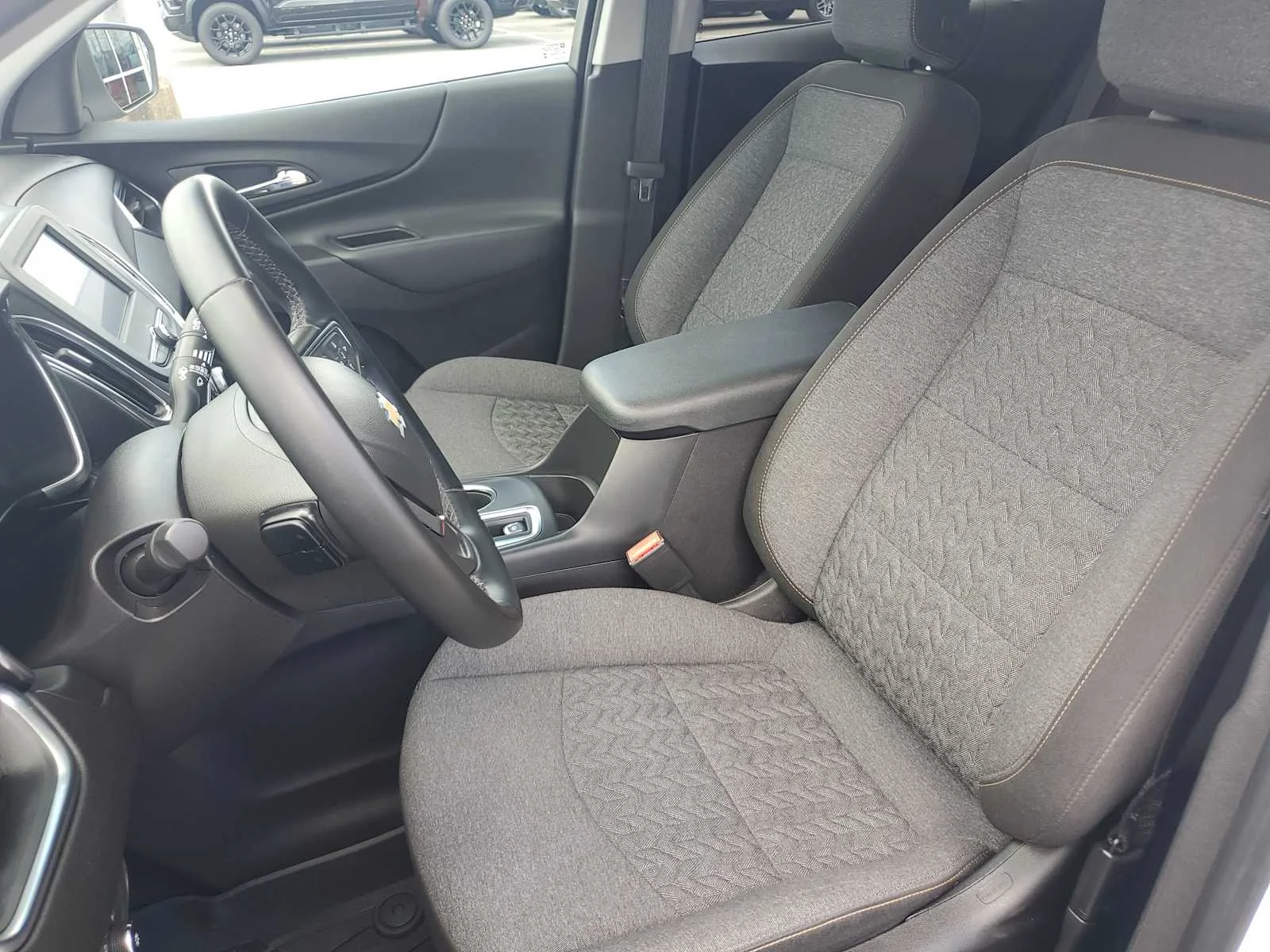 Used 2024 Summit White Chevrolet LT image 21