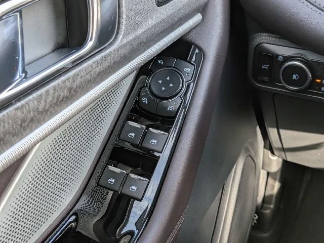 New 2026 Carbonized Gray Metallic Ford Platinum™ image 53
