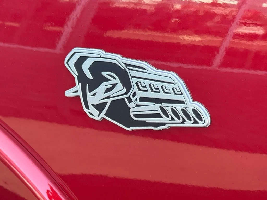 New 2026 Molten Red Pearl-Coat Exterior Paint RAM Laramie image 33