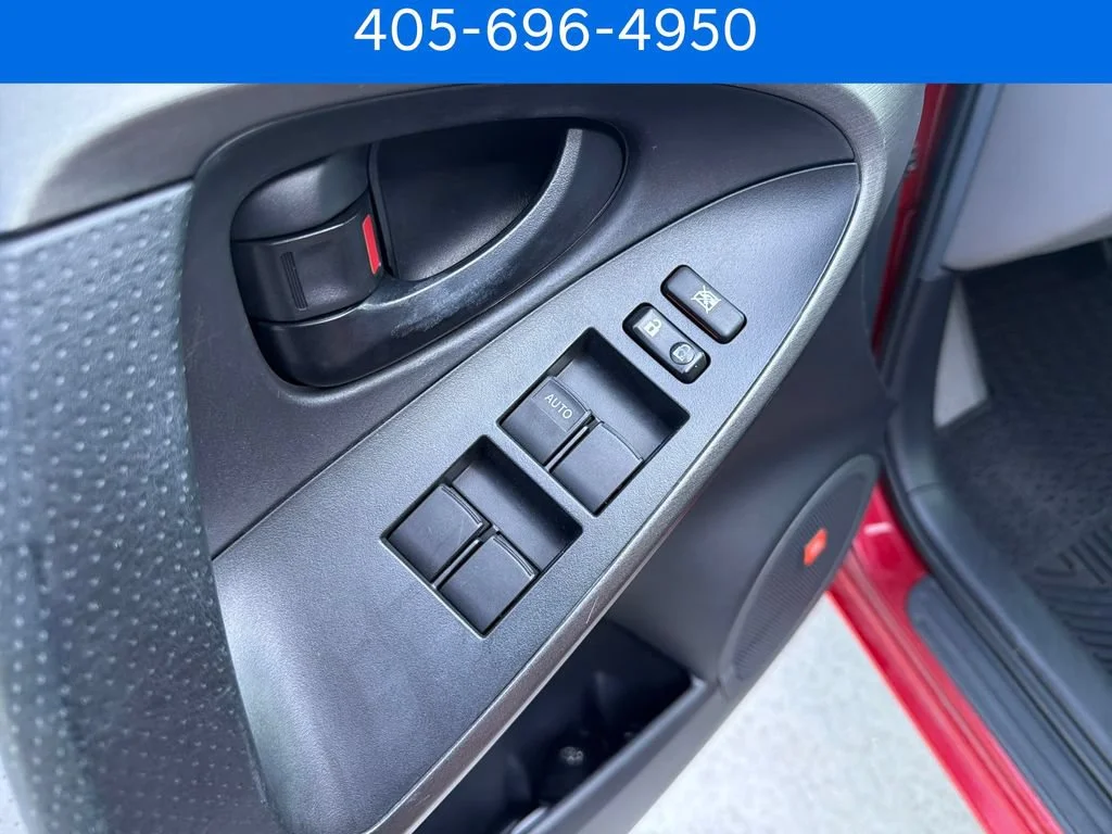 Pre-Owned 2011 Toyota RAV4 Ltd