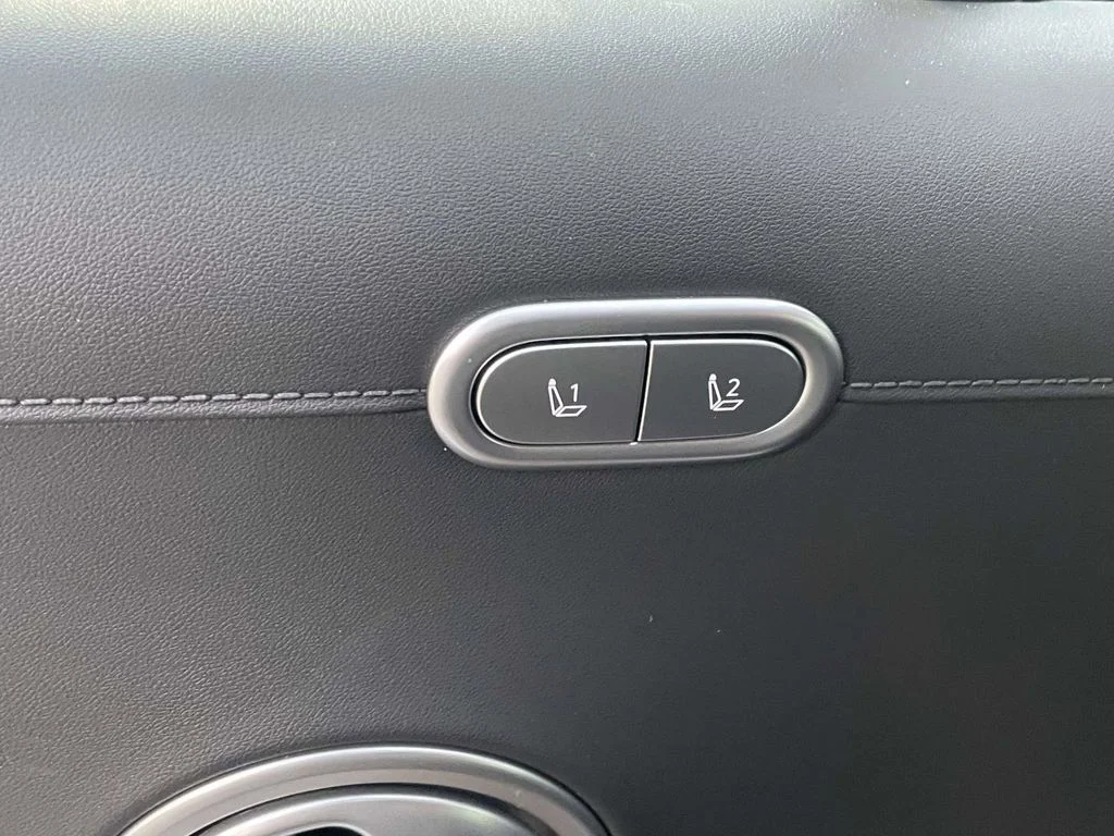 New 2026 Black Hyundai Limited image 15