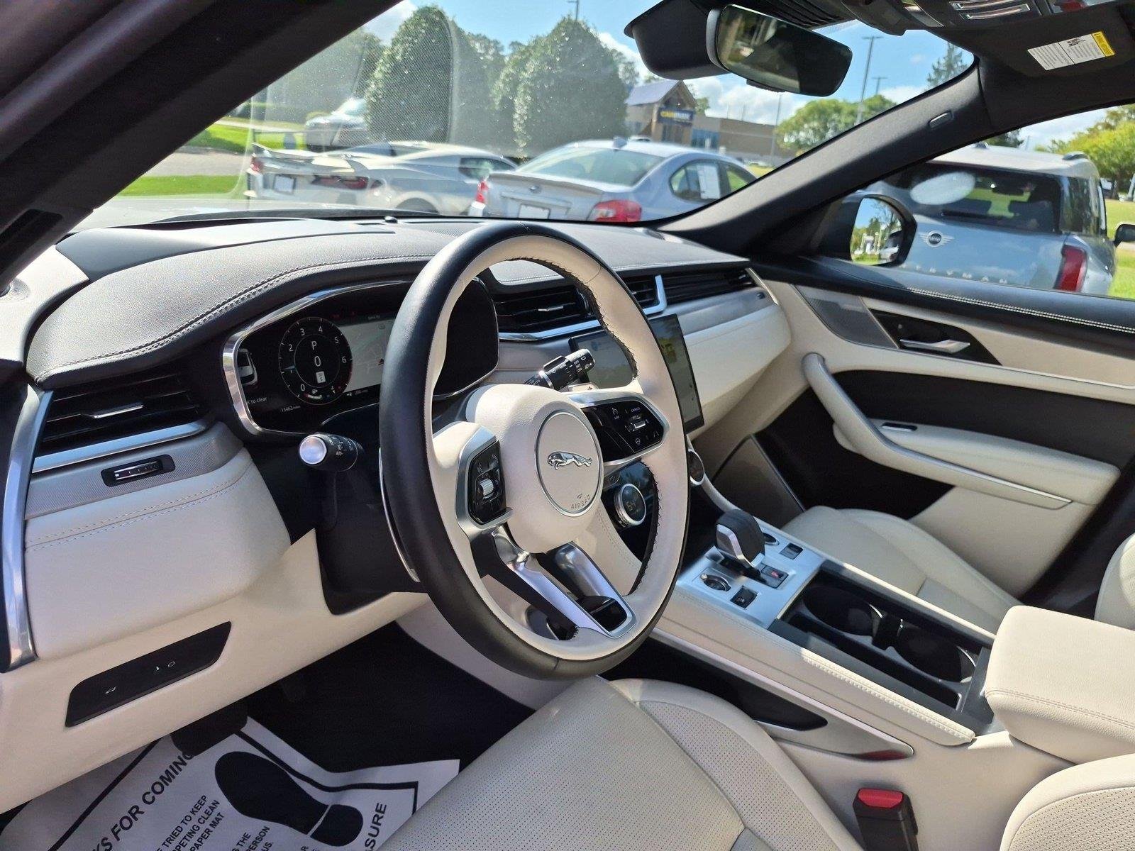 Used 2026 Eiger Grey Metallic Jaguar R-Dynamic S image 19