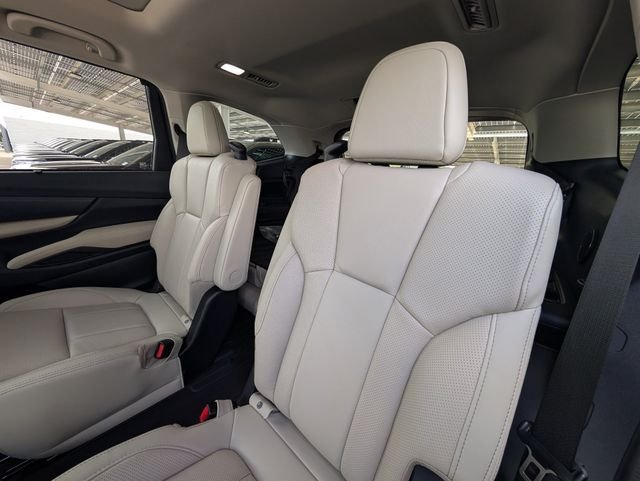 New 2026 CRYSTAL BLACK SILICA Subaru Limited 7-Passenger image 20