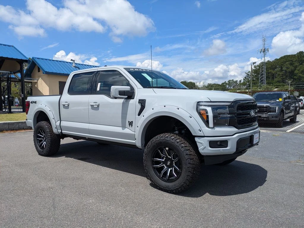New 2026 Avalanche Ford Lariat image 2