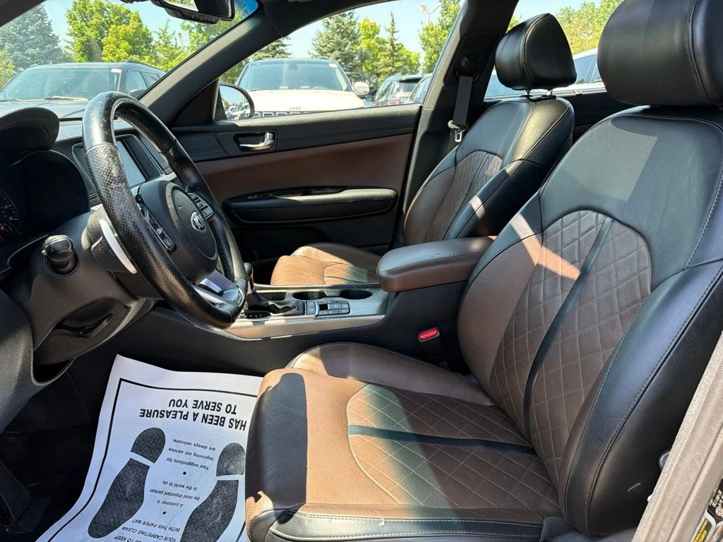 Used 2019 Black Kia SX image 12