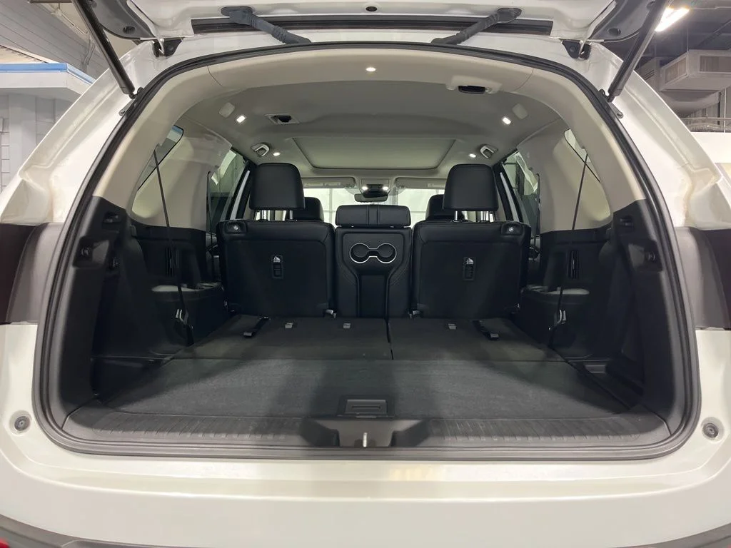 2025 Honda Pilot Touring - Photo 37