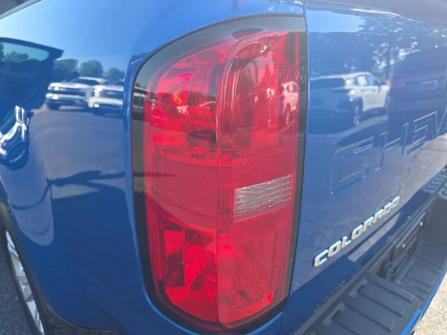 Used 2022 Blue Chevrolet LT image 35