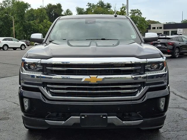 Used 2018 Black Chevrolet High Country image 3