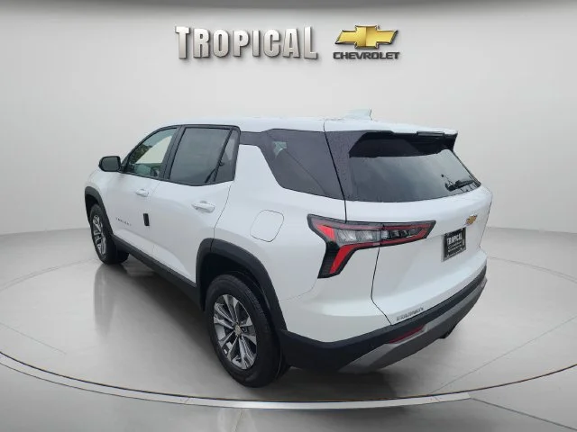 New 2027 Summit White Chevrolet LT image 3