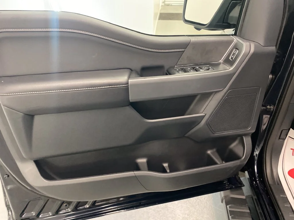 New 2026 Blue Ford XLT image 11