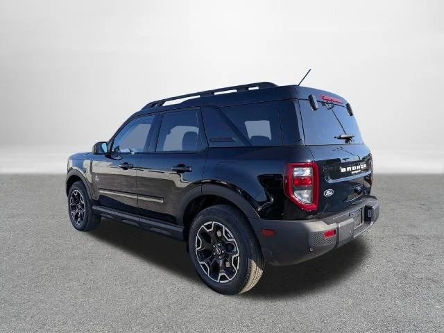 New 2026 Shadow Black Ford Outer Banks® image 34